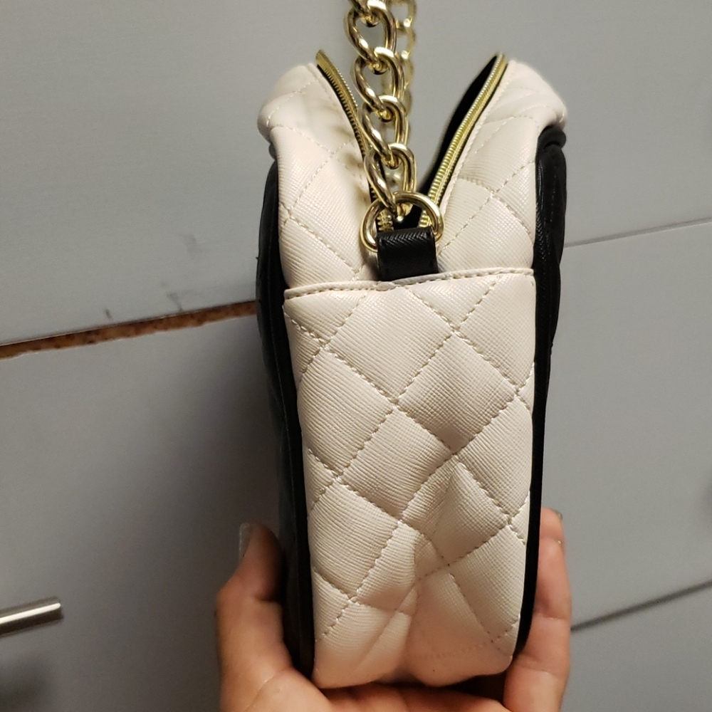 Betsey Johnson Crossbody Purse - Picture 8 of 16